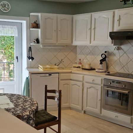 Appartement 120 M² Duplex Coeur Historique Au Calme Le Puy-en-Velay Exteriör bild