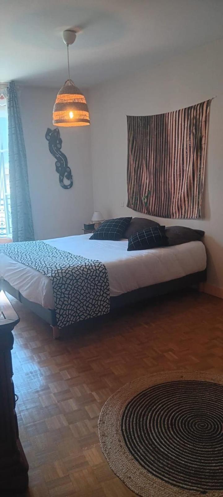 Appartement 120 M² Duplex Coeur Historique Au Calme Le Puy-en-Velay Exteriör bild